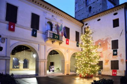 ASPETTANDO IL NATALE A PORTOBUFFOLE' - mercatino